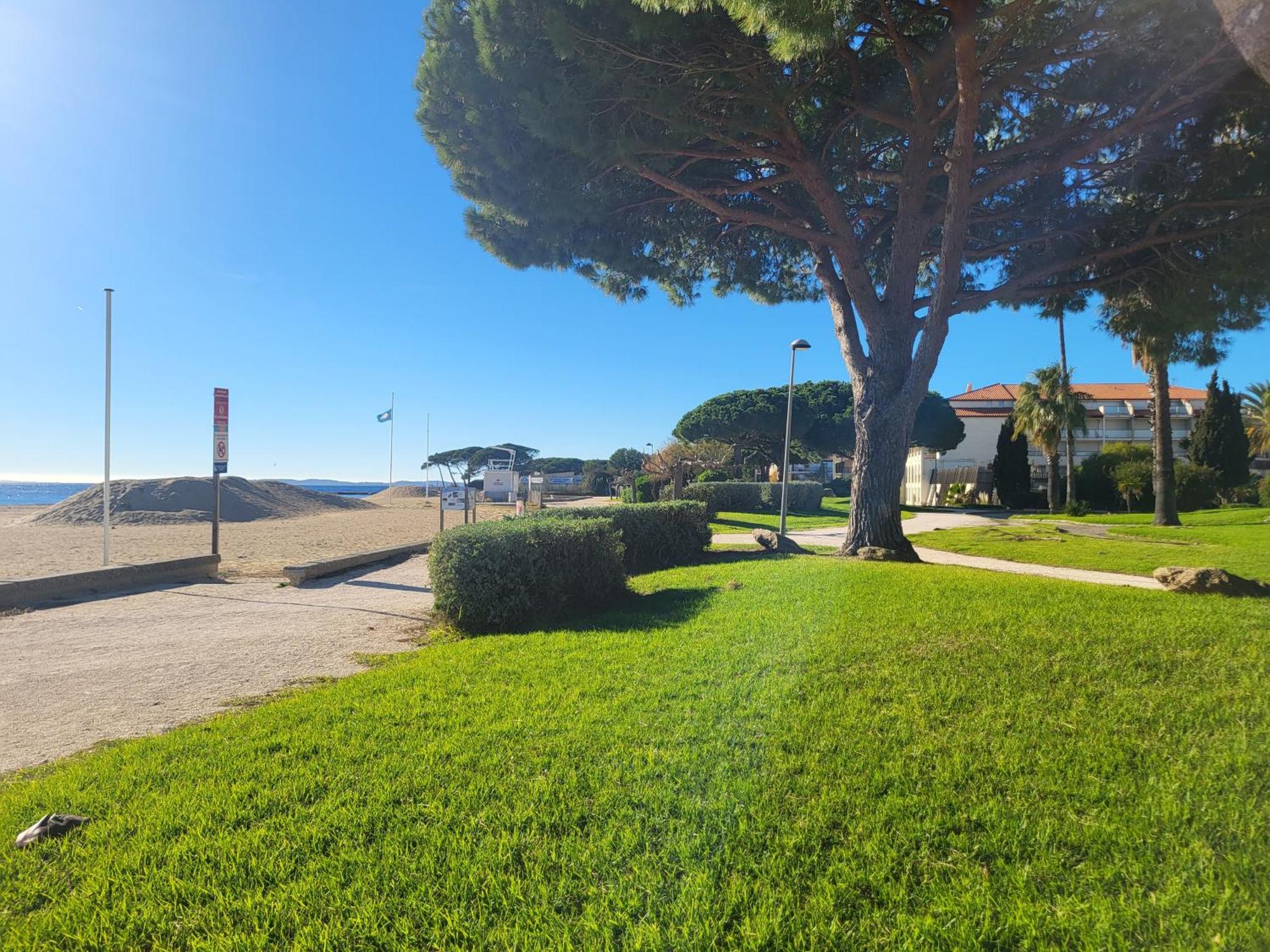 Mazet Climatise Rdj Plages Parking Wifi Gratuit La Londe-les-Maures Dış mekan fotoğraf